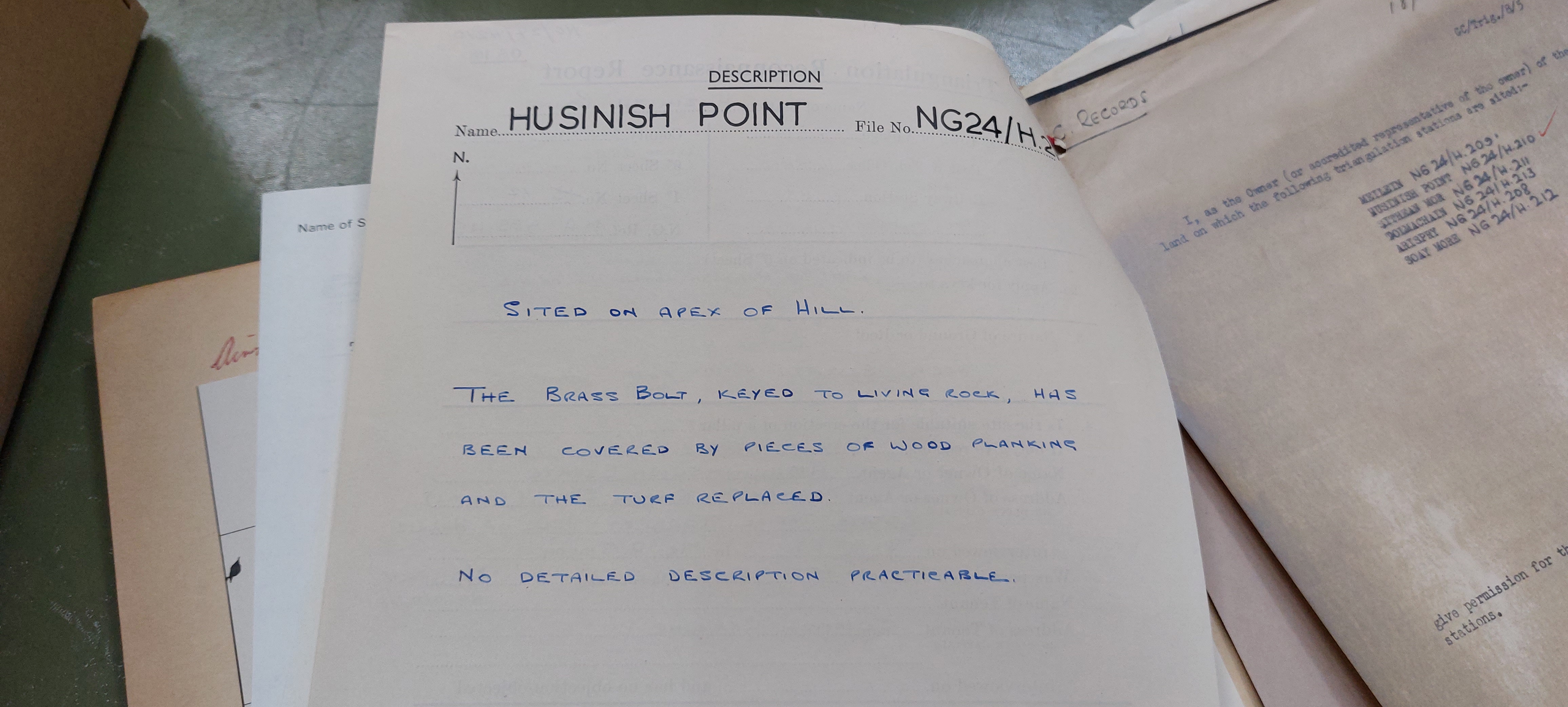 File:WesternIsles-TP8184-HusinishPoint-Bolt1.jpg