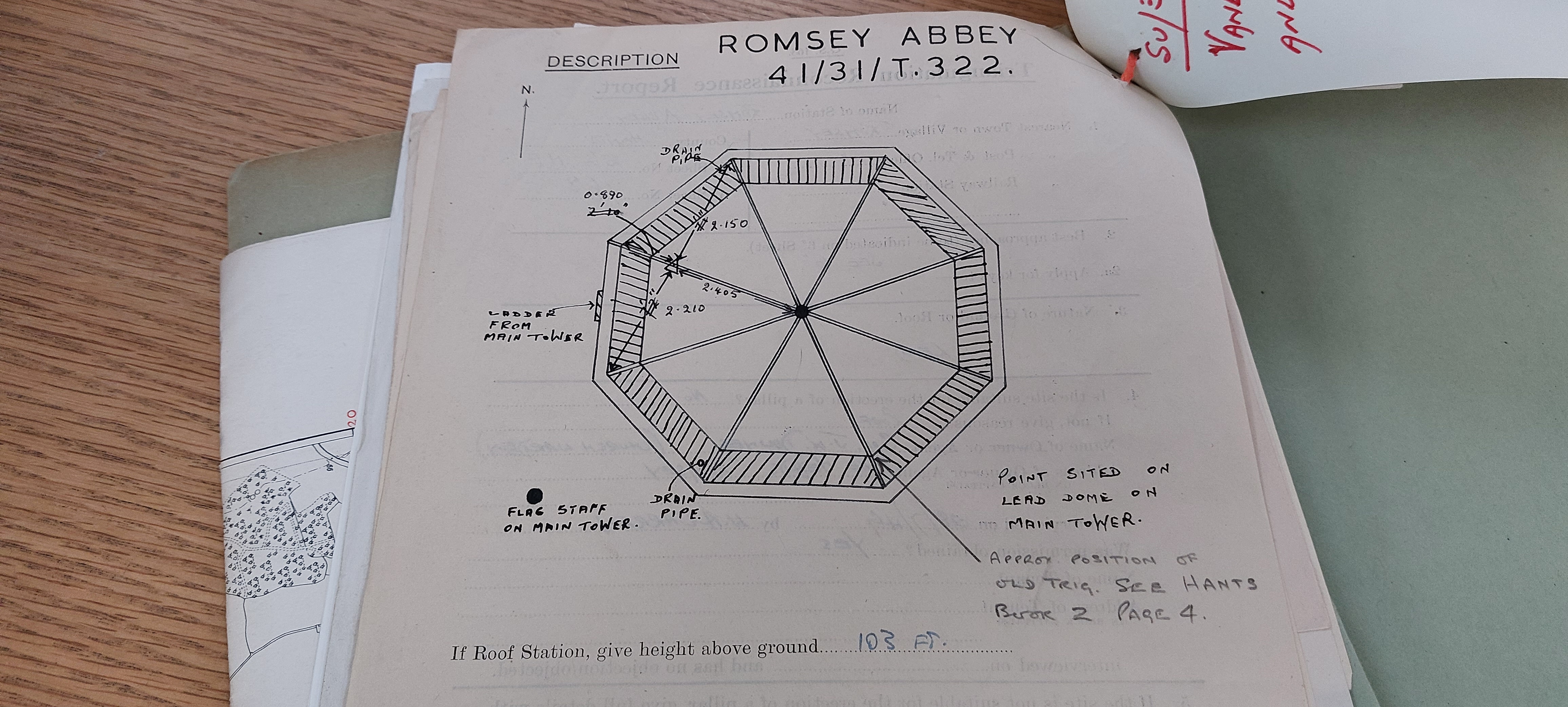 File:Hants-TP12573-RomseyAbbey-Bolt1.jpg