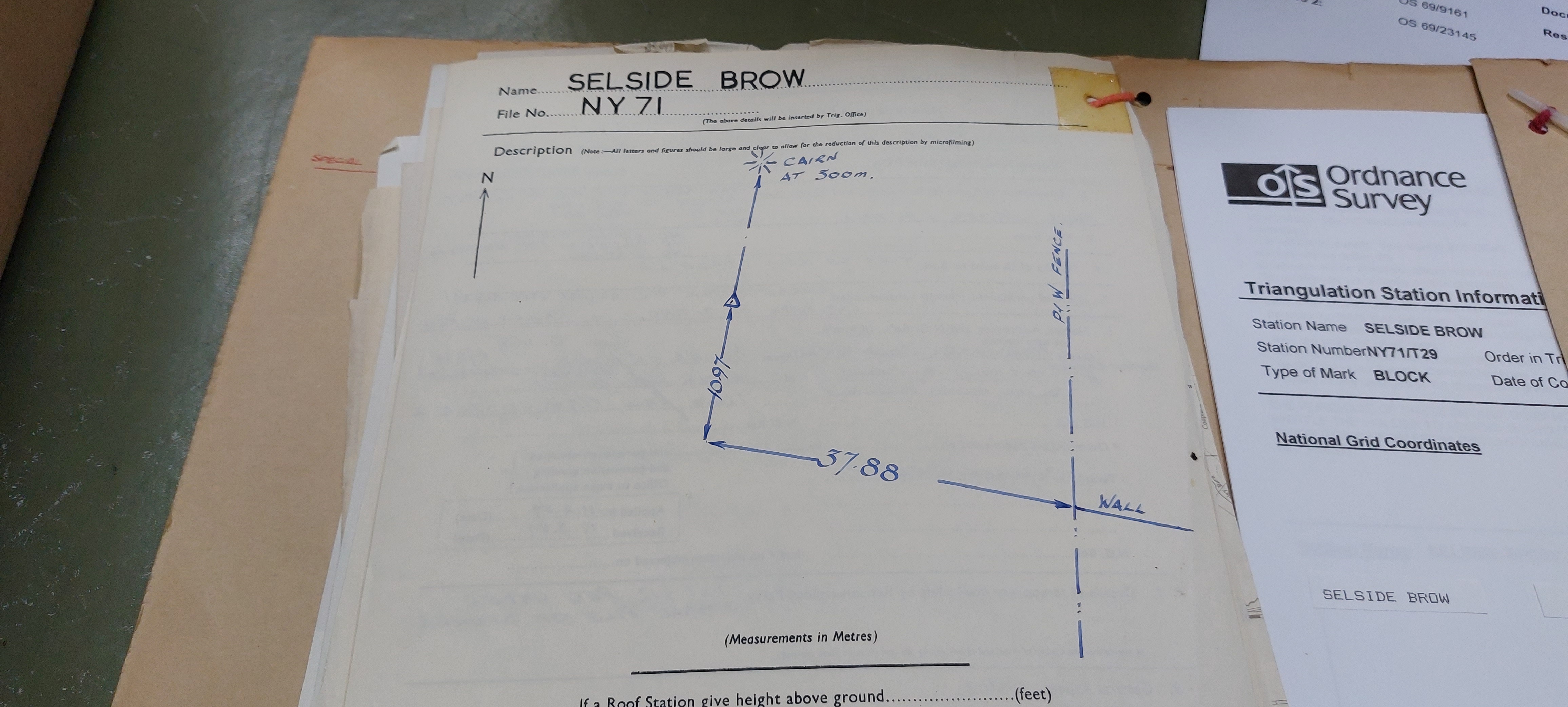 File:Cumbria-TP7307-SelsideBrow-ConcreteRing.jpg
