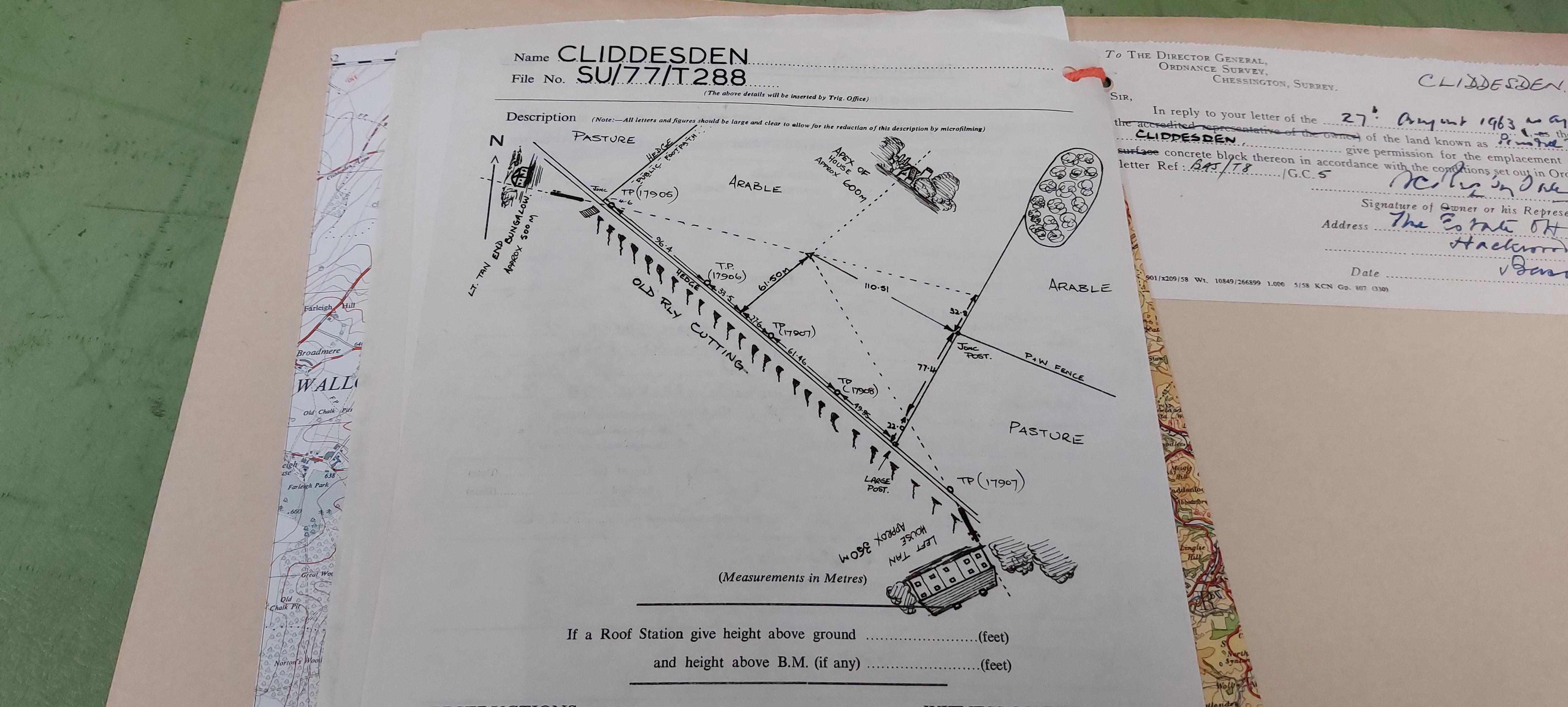 File:Hampshire-TP21538-Cliddesden-BuriedBlock.jpg
