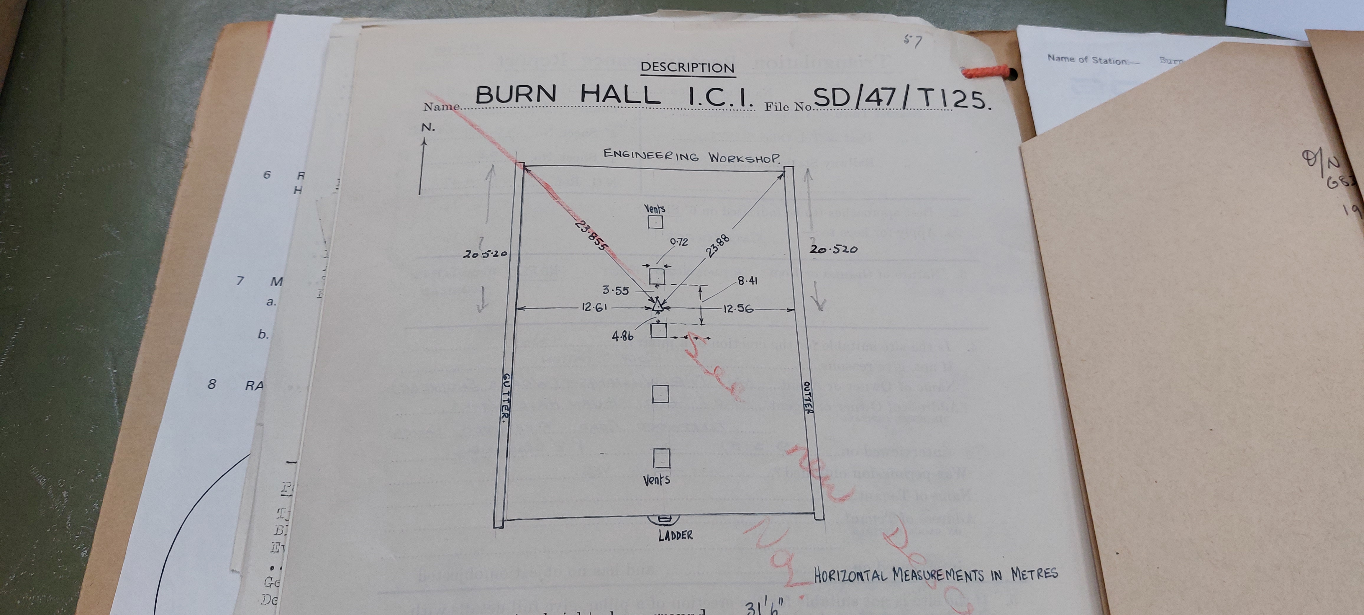 File:Lancs-TP14070-BurnHall-Bolt1.jpg