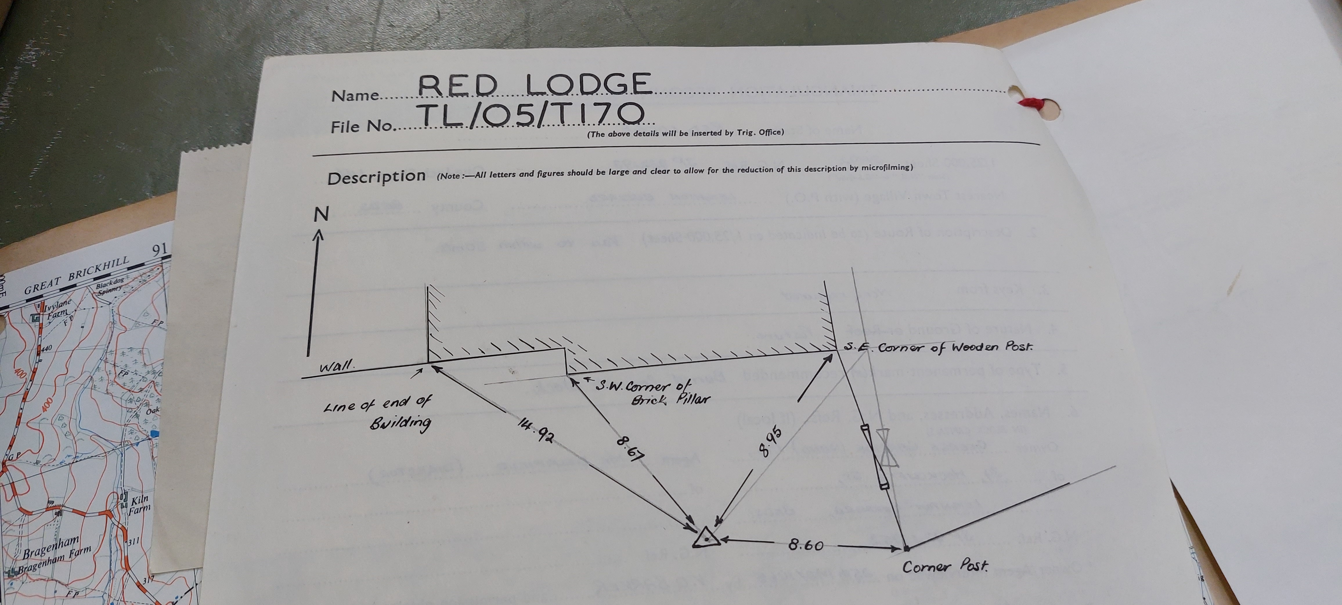 File:Beds-TP22410-RedLodge-BuriedBlock.jpg