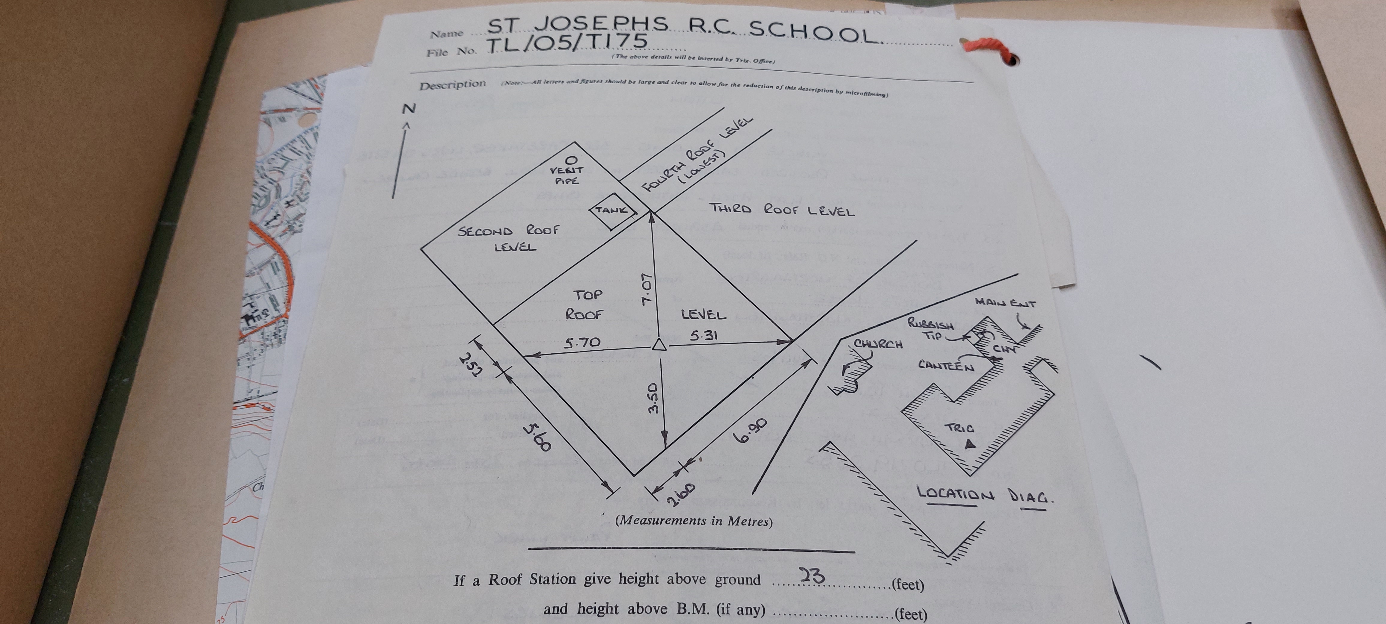 File:Beds-TP22415-StJosephsRCSchool-Rivet1.jpg