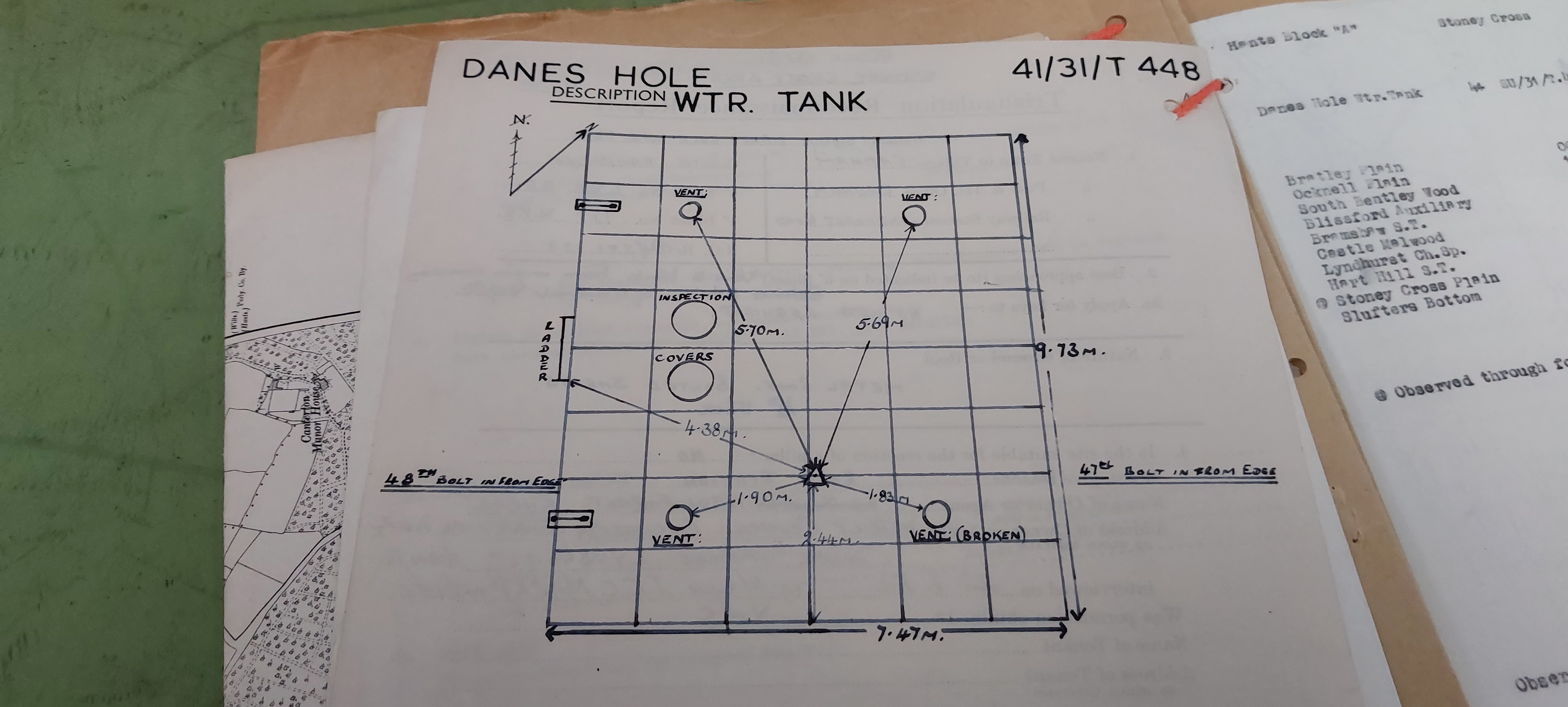 File:Hampshire-TP12571-DanesHoleWaterTank-Other(Hole).jpg