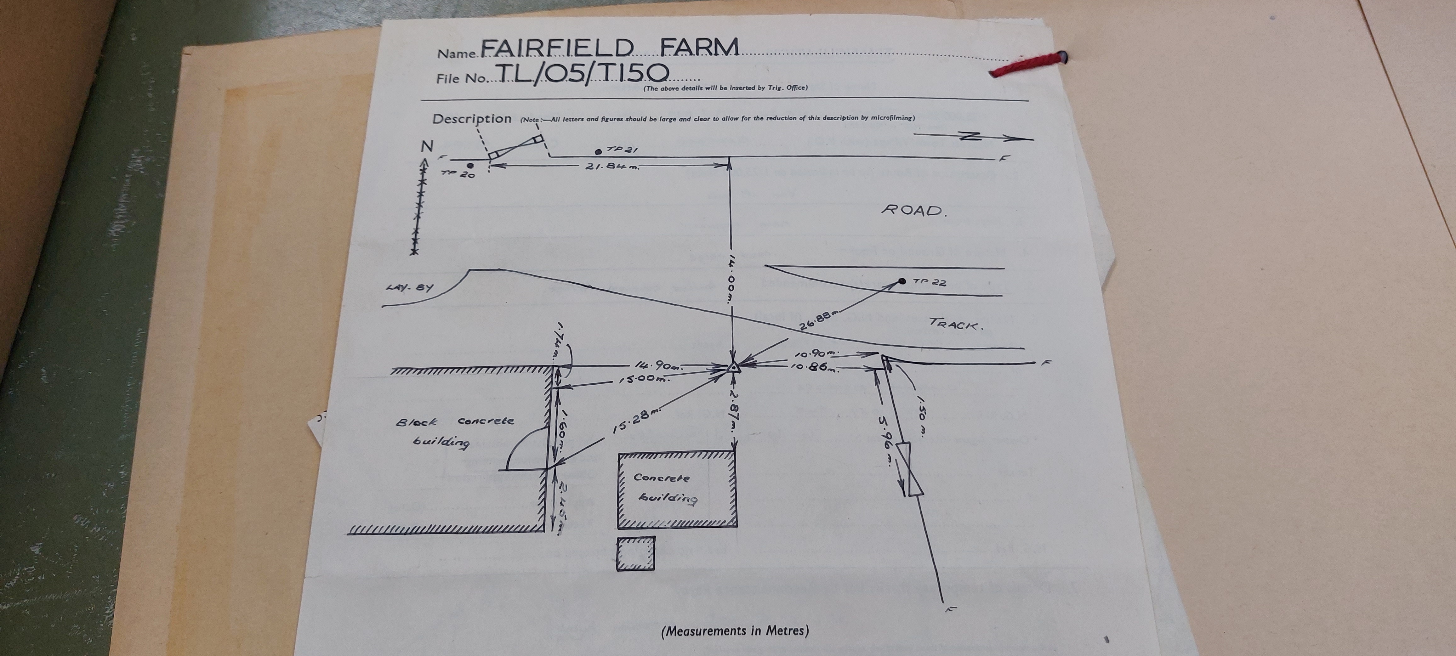 File:Beds-TP22390-FairfieldFarm-BuriedBlock.jpg